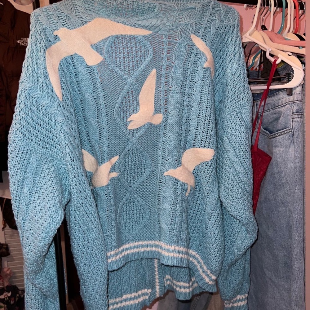 RARE Taylor Swift 1989 (Taylor’s Version) RARE Release Cardigan - Picture 5 of 5